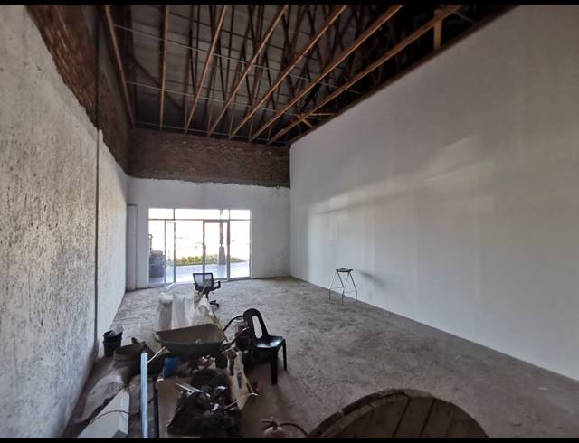 68M² RETAIL TO LET IN SUNWARD PARK